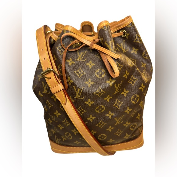 Louis Vuitton Handbags - SOLD! LOUIS VUITTON Noe Monogram GM (Large) Size